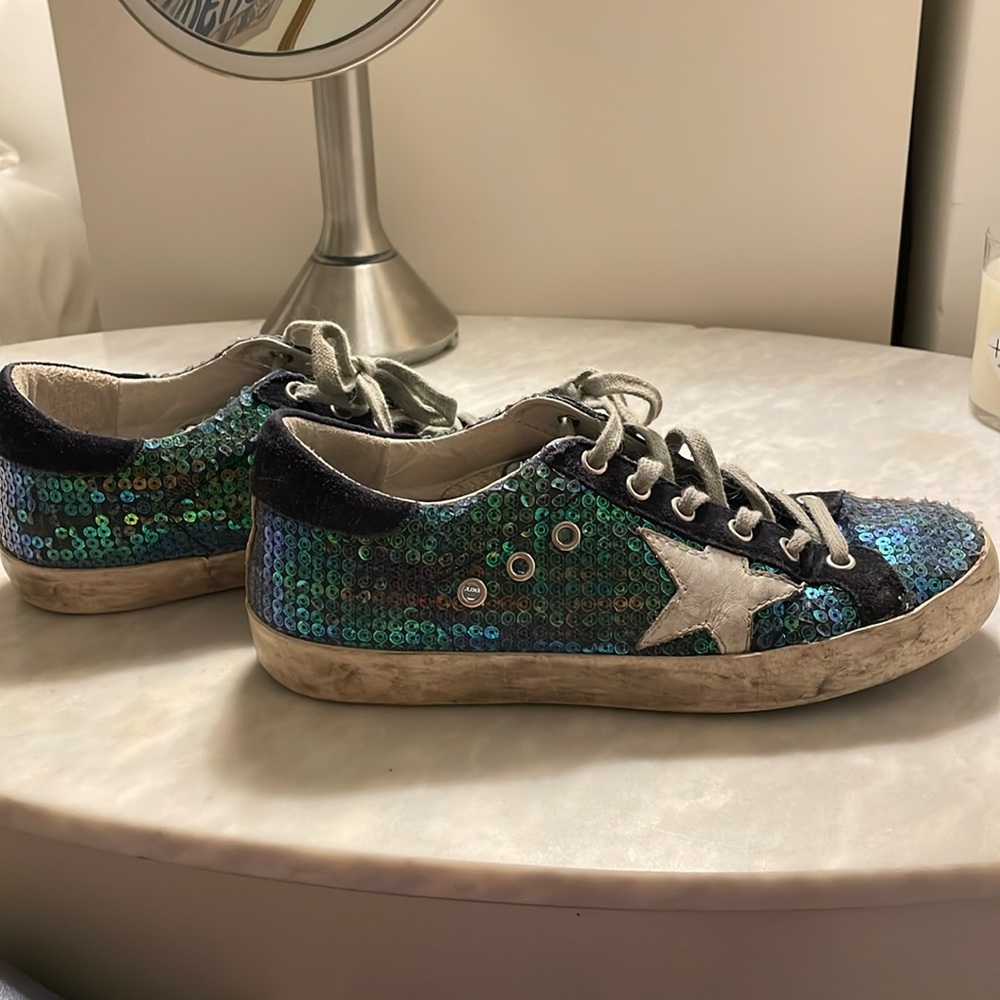 Golden Goose Deluxe Brand Women’s Size 8 navy sequin sneakers